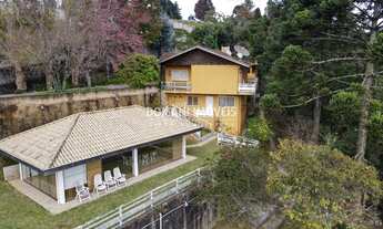 Imagem 4: CASA RESIDENCIAL em CAMPOS DO JORDÃO - SP, Região do Alto do Capivari