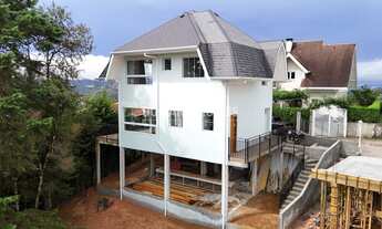 Imagem 5: CASA RESIDENCIAL em CAMPOS DO JORDÃO - SP, Região do Alto da Vila Inglesa