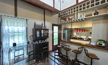 Imagem 4: CASA RESIDENCIAL em CAMPOS DO JORDÃO - SP, Região do Alto do Capivari