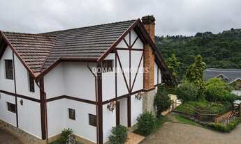 Imagem 2: CASA RESIDENCIAL em CAMPOS DO JORDÃO - SP, Região de Capivari