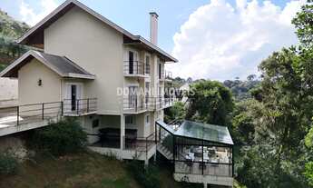 Imagem 2: CASA RESIDENCIAL em CAMPOS DO JORDÃO - SP, Região do Alto do Capivari