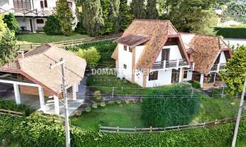 Imagem 4: 5 dormitórios, 3 suíte, 1 banheiros, 3 vagas na garagem