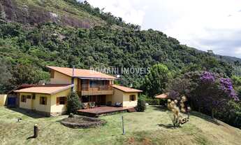 Imagem 2: 6 dormitórios, 3 suíte, 2 banheiro