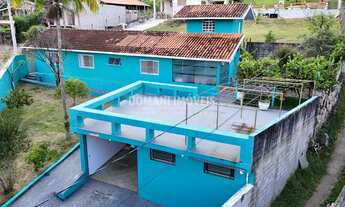 Imagem: 3 dormitórios, 2 banheiro, 3 vagas na garagem