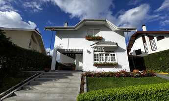 Imagem 2: CASA RESIDENCIAL em CAMPOS DO JORDÃO - SP, Região do Alto do Capivari
