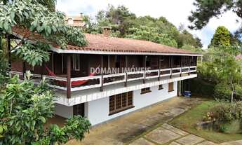 Imagem: CASA RESIDENCIAL em CAMPOS DO JORDÃO