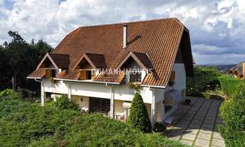 Imagem 2: CASA RESIDENCIAL em CAMPOS DO JORDÃO - SP, Região do Alto da Vila Inglesa