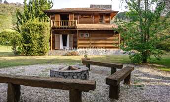 Imagem 6: 4 dormitórios, 4 suíte, 1 banheiros, 2 vagas na garagem