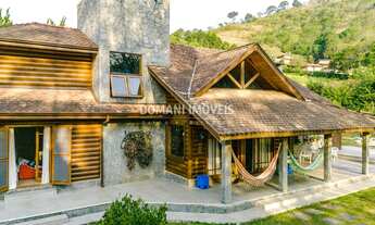 Imagem 4: 4 dormitórios, 4 suíte, 1 banheiros, 2 vagas na garagem