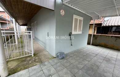 Imagem 3: CASA RESIDENCIAL em CAMPOS DO JORDÃO - SP, Região do Céu Azul