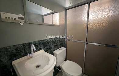 Imagem 12: 3 dormitórios, 1 banheiros, 3 vagas na garagem