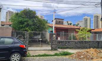 Imagem: 2 dormitórios, 1 banheiros, 4 vagas na