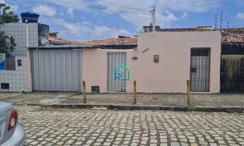 Imagem: 2 dormitórios, 1 banheiros, 1 vaga na garagem