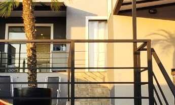 Imagem 1: Imóvel totalmente mobiliado! Porteira fechada!! Lindo sobrado com três dormitórios sendo u