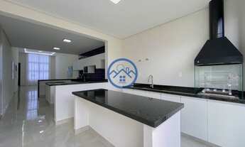 Imagem 2: Casa novinha com cozinha completa