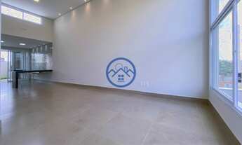 Imagem 2: Casa com 3 suítes, ar condicionado e central de aquecimento a gás