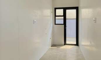 Imagem 5: Sobrado com piscina e móveis planejados