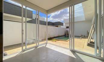 Imagem 3: Casa aconchegante com piscina e suíte com closet