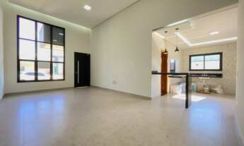 Imagem 7: Casa com suíte com closet e espaço para construção de piscina