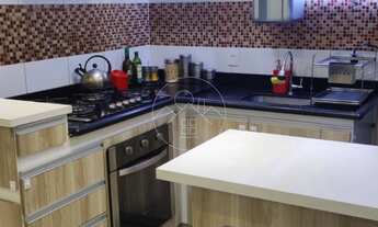 Imagem 2: Apartamento com móveis planejados