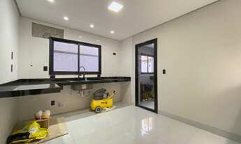 Imagem 6: Sobrado com piscina