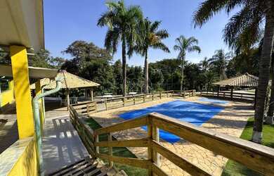 Imagem 6: Diversão Garantida - Chácara com Piscina, Campo, Salão de Festas e Playground.