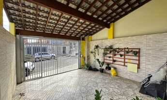 Imagem 2: Casa com suíte e garagem para dois carros