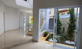 Imagem 3: Sobrado 3 Dormitórios 1 suíte com banheira e Piscina Aquecida