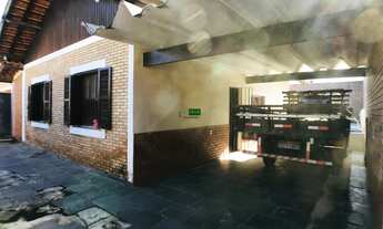 Imagem: Compre casa com 2 quartos sendo 1 suíte