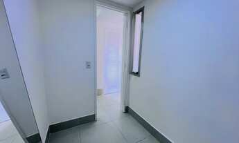 Imagem 7: Viva com conforto e sofisticação neste apartamento de 2 quartos no coração da Praia da Co