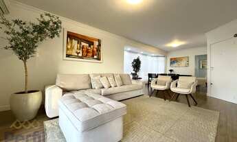 Imagem 3: Apartamento à venda - 3 quartos, sendo 1 suíte - 1 por andar - 189,86m2 privativos - Centr