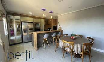 Imagem 5: Sobrado de esquina a venda com quatro suites e piscina no bairro Bom Retiro - Joinville/ S