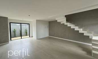 Imagem 2: Sobrado geminado no bairro Bom Retiro, com 3 quartos sendo uma suite e ótima área de fundo