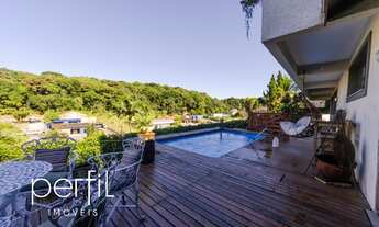 Imagem 3: Sobrado com 4 suítes e piscina no bairro Anita Garibaldi - Joinville/ SC