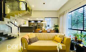 Imagem 3: Casa a venda com três quartos sendo uma suíte no bairro Bom Retiro - Joinville/SC