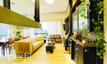 Imagem 4: Casa a venda com três quartos sendo uma suíte no bairro Bom Retiro - Joinville/SC