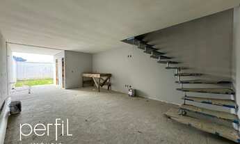 Imagem 6: Sobrado geminado a venda com três quartos sendo uma suíte no bairro Glória - Joinville/ SC