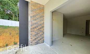 Imagem 5: Sobrado geminado a venda com três quartos sendo uma suíte no bairro Glória - Joinville/ SC