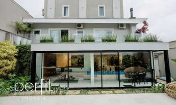 Imagem: Casa à venda em Joinville-SC, com 3 quartos