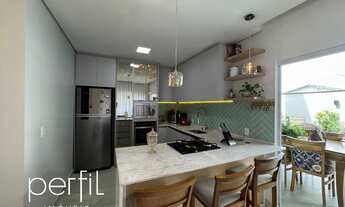 Imagem 5: Casa semi-mobiliada a venda no bairro Bucarein, 3 quartos sendo 1 suíte e 3 vagas de garag