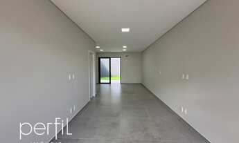 Imagem 5: Sobrado a venda com 3 suítes no bairro Bom Retiro - Joinville/ SC