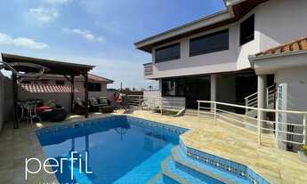 Imagem: Casa a venda com 5 quartos sendo 3 suítes