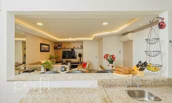 Imagem 3: Apartamento à Venda em Joinville-SC, Bairro Bucarein: 3 Quartos, 1 Suíte, 2 Banheiros, 2 V