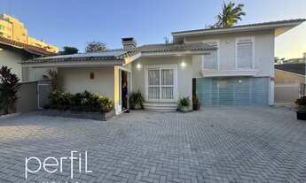 Imagem 2: Casa com 3 dormitorios sendo 1 suite e 5 salas comerciais na frente no bairro Anita Gariba