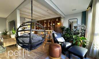 Imagem 2: Apartamento com 4 dormitórios sendo 1 suíte master e 2 vagas de garagem no bairro Atirador