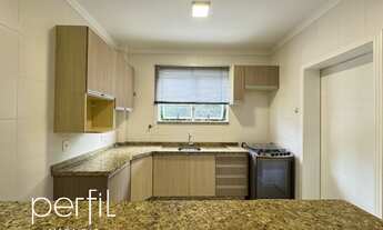 Imagem 5: Apartamento semi-mobiliado com 3 dormitórios e 1 vaga de garagem no bairro Anita Garibaldi