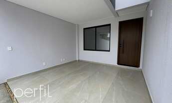 Imagem: Sobrado à venda em Joinville-SC, 3 quartos