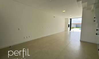 Imagem 4: Imperdível Sobrado com 3 Suítes e 4 Vagas - Santo Antônio, Joinville-SC - 171,99 m²