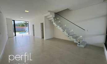 Imagem 5: Imperdível Sobrado com 3 Suítes e 4 Vagas - Santo Antônio, Joinville-SC - 171,99 m²