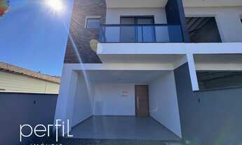 Imagem 3: Sobrado a venda com três quartos sendo uma suíte no bairro Saguaçu - Joinville/ SC